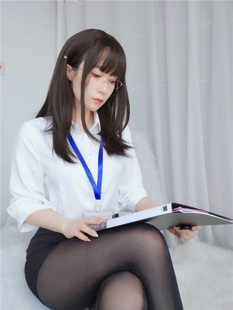 白银81 Vol.048 制服 [125P+8V-1.09GB] - 呦糖社C+-呦糖社C+