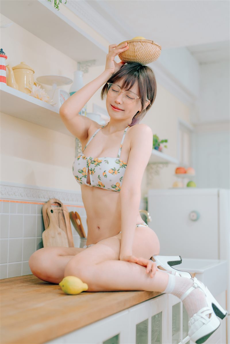 图片[2]-Ely_eee(ElyEE子) - NO.124 2023.august C-檸檬泳裝 Lemon Swimsuit [31P／113MB] - 呦糖社C+-呦糖社C+