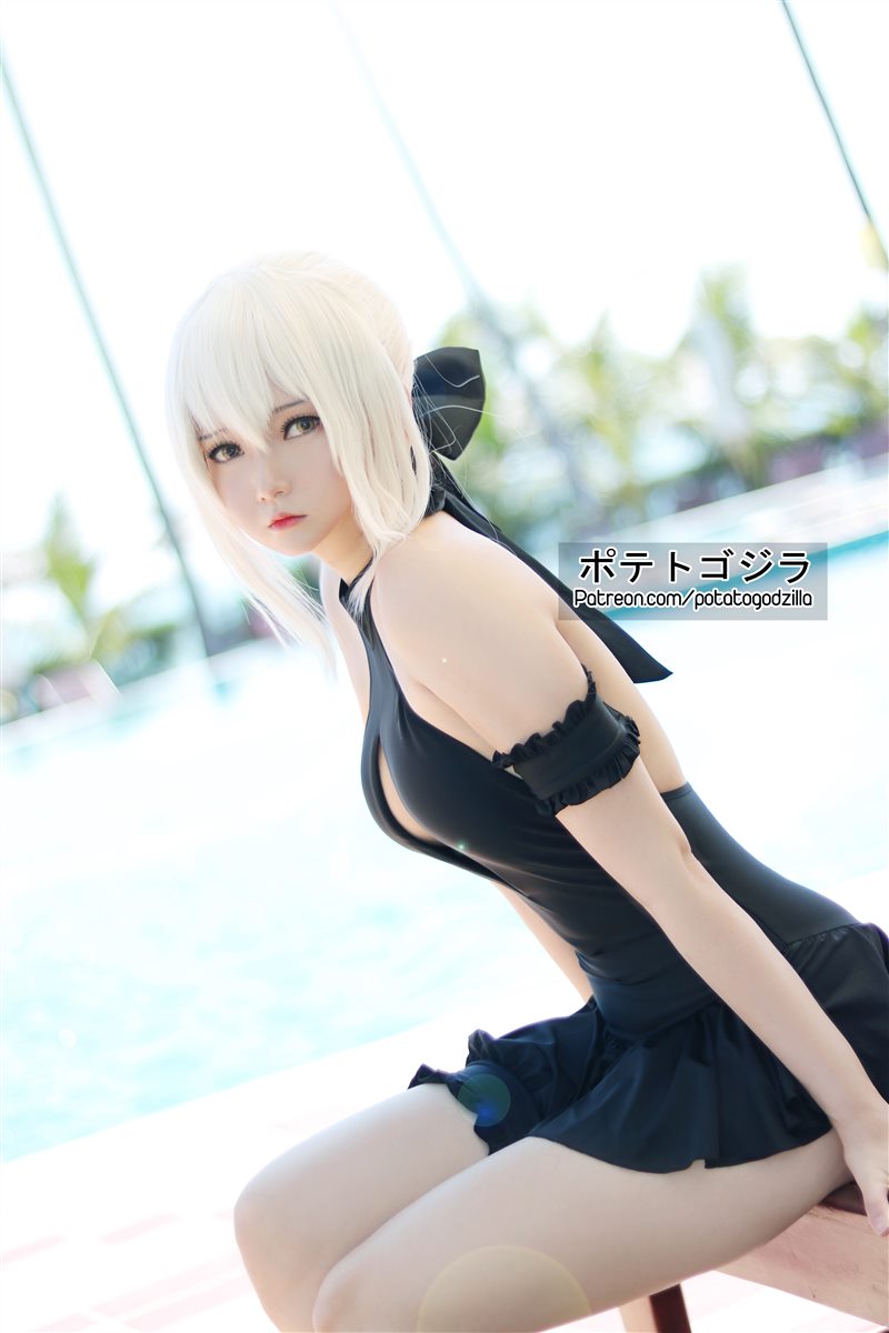 Potato Godzilla - Saber Alter Swimsuit [18P／109MB] - 呦糖社C+-呦糖社C+