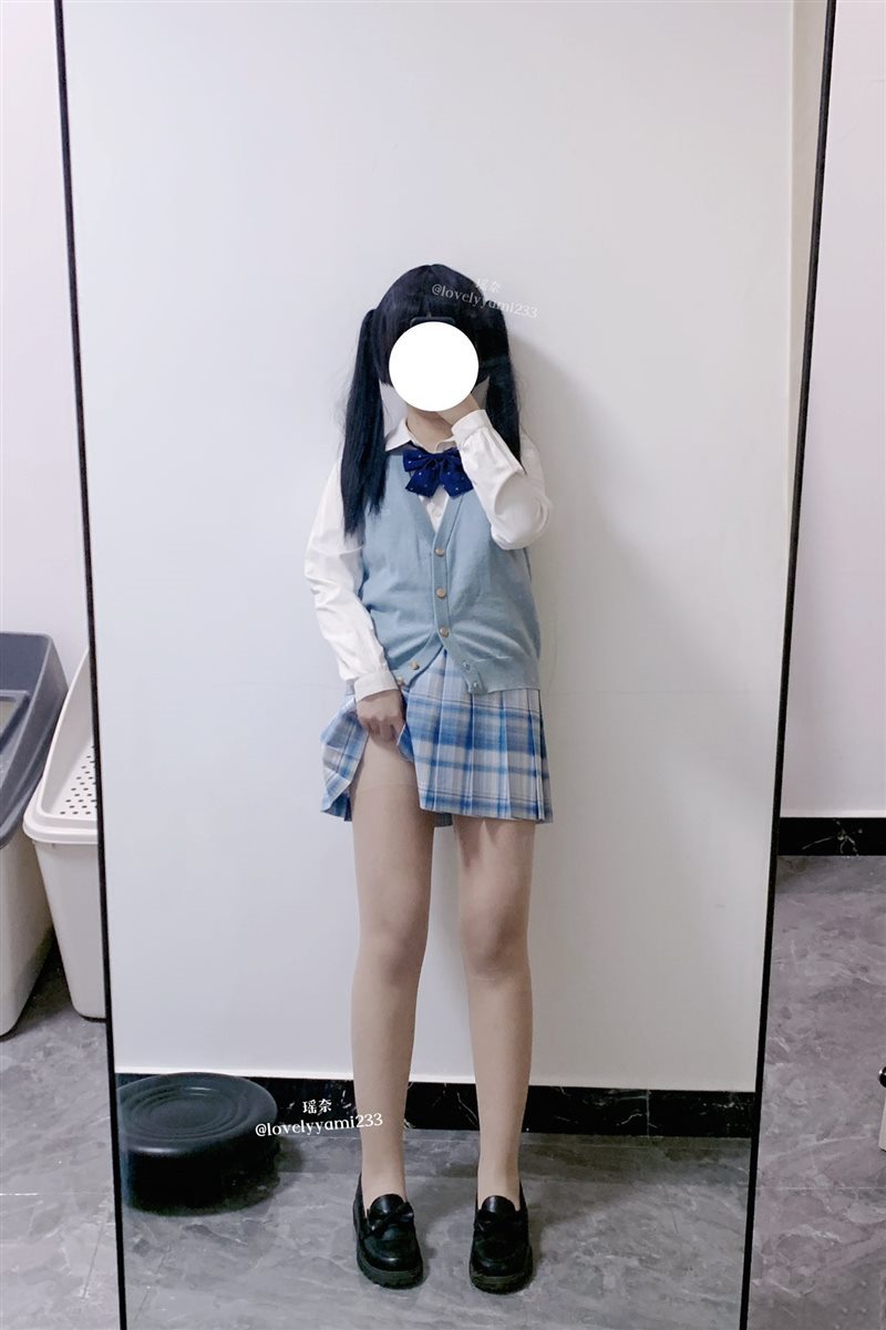 图片[6]-瑶奈&lovelyyami233 - 极品白虎小学妹 金主合集 表面清纯的JK学妹放学 [122P+19V／1.58GB] - 呦糖社C+-呦糖社C+